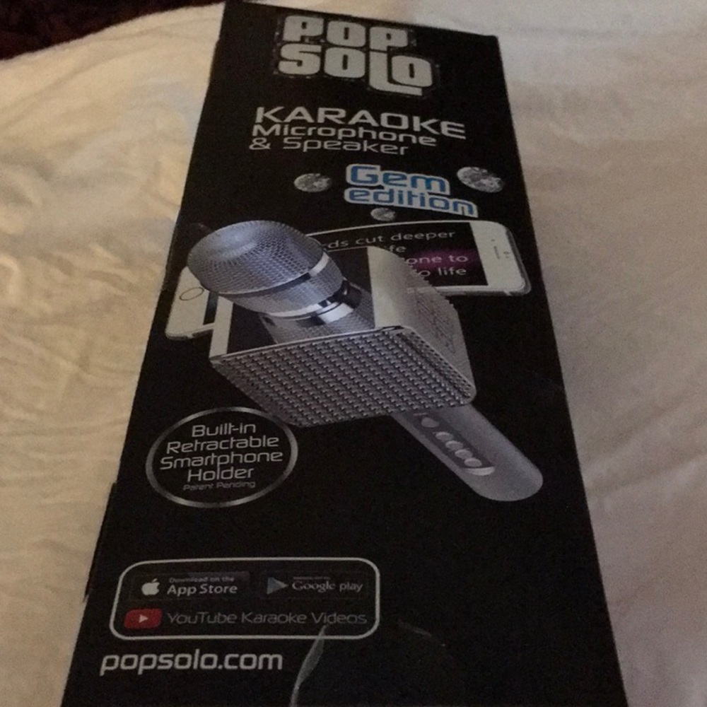 Pop Solo Gem Edition Karaoke Microphone and Speaker - Picture 8 of 10
